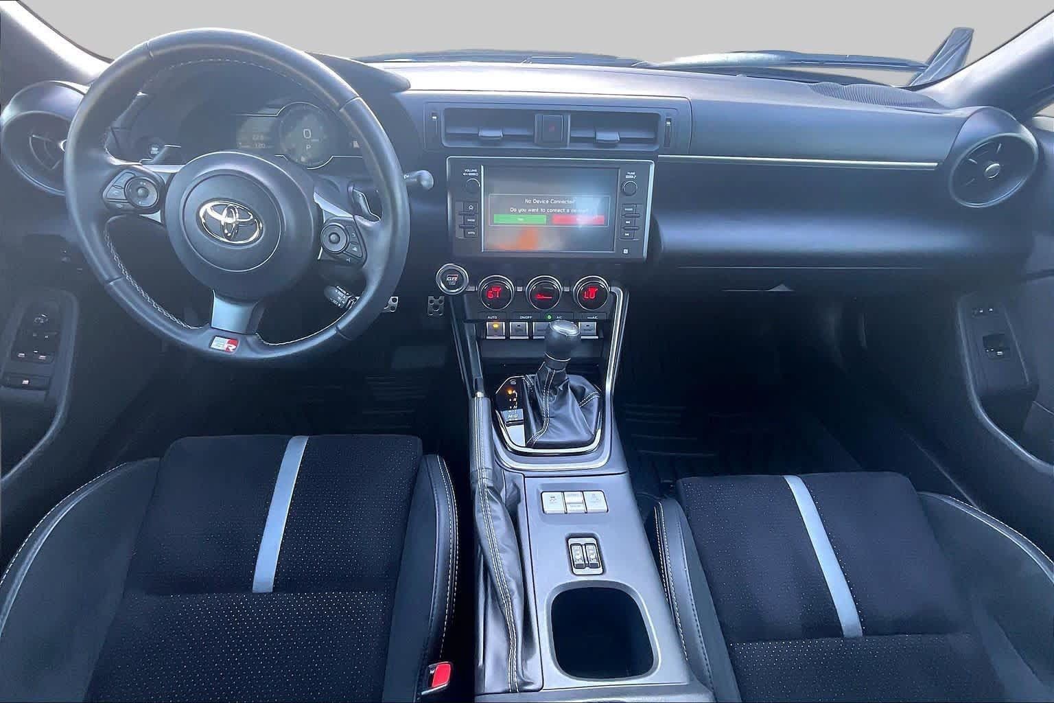 Used 2025 Toyota GR86 Premium RWD image 16