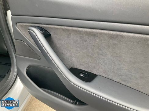 Used 2018 Tesla Model 3 Long Range image 56