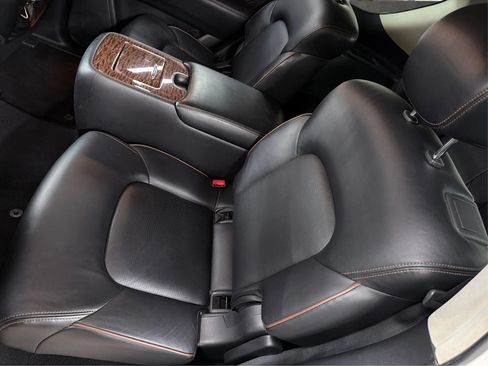Used 2019 Nissan Armada Platinum w/ Captain's Chairs Package RWD image 15