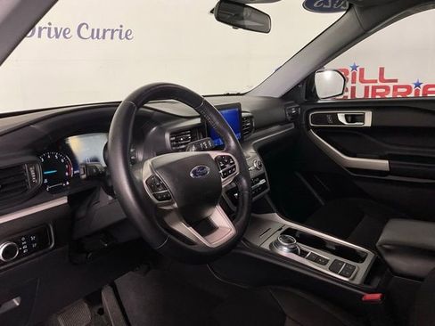 Certified 2023 Ford Explorer XLT image 13