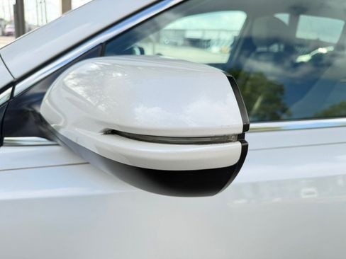 Used 2017 Honda CR-V EX image 11