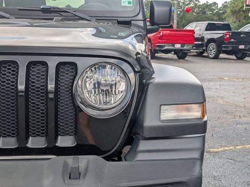 Used 2020 Jeep Wrangler Unlimited Sport AWD/4WD image 13