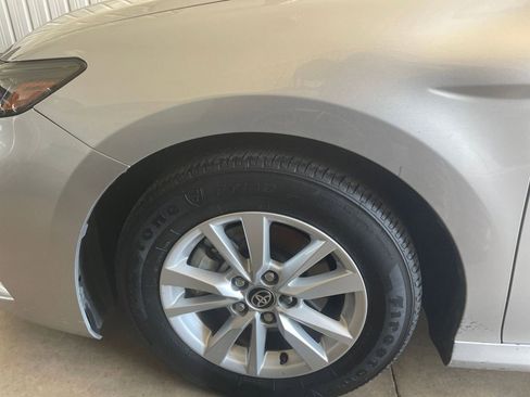 Used 2025 Toyota Camry LE image 28