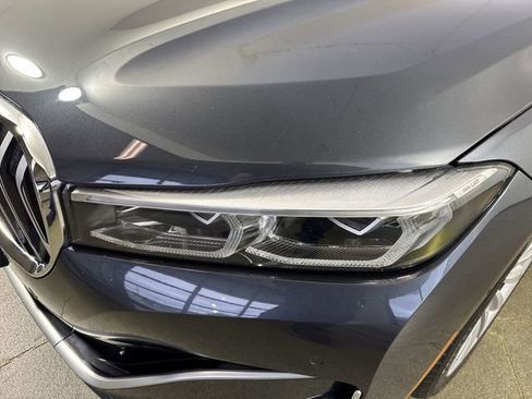 Used 2020 BMW 740i xDrive 740i xDrive w/ Cold Weather Package image 28