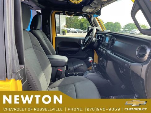 Used 2021 Jeep Wrangler Sport AWD/4WD image 20