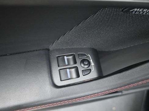 Used 2017 Jaguar F-TYPE R image 16