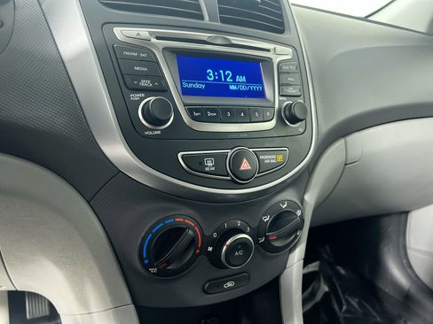 Used 2015 Hyundai Accent GS image 25