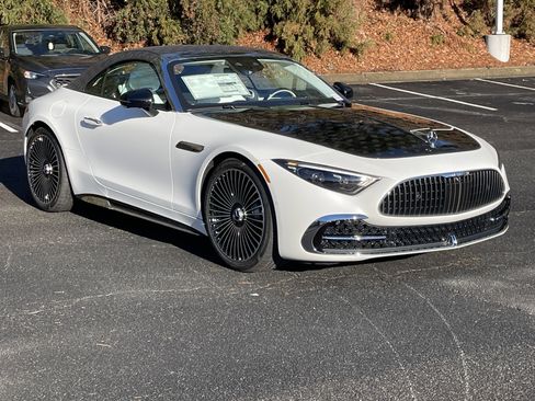 New 2026 Mercedes-Benz Maybach SL 680 image 6