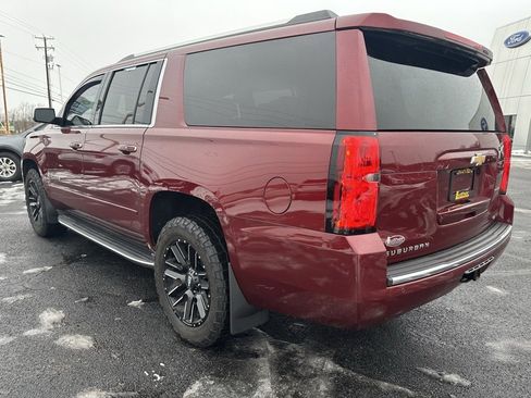 Used 2017 Chevrolet Suburban Premier image 3