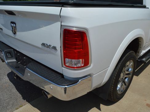 Used 2015 RAM 1500 Limited AWD/4WD image 11