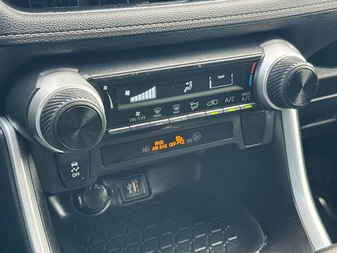 Used 2023 Toyota RAV4 LE image 24