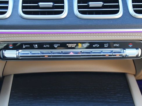 Certified 2024 Mercedes-Benz GLE 350 4MATIC image 19