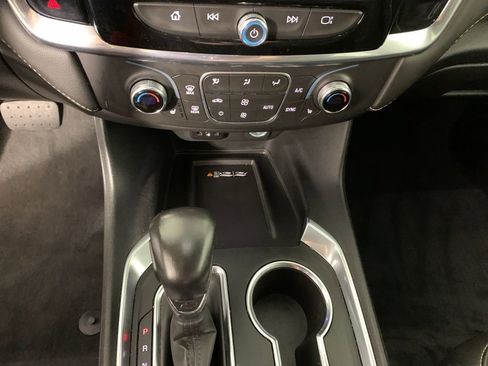 Used 2022 Chevrolet Traverse LT w/ LPO, 'HIT The Road' Package image 24