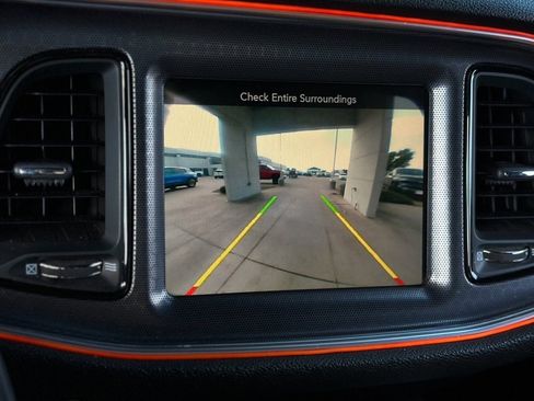 Used 2015 Dodge Challenger SXT Plus w/ Premium Sound Group image 6