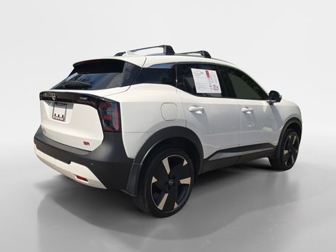 Certified 2025 Nissan Kicks SR w/ Illumination Package FWD image 6