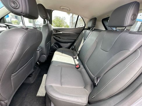 Certified 2025 Buick Encore GX Preferred FWD image 22