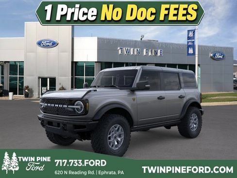 New 2025 Ford Bronco Badlands AWD/4WD image 1
