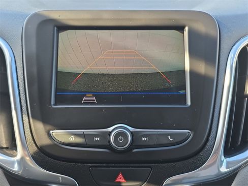 Certified 2020 Chevrolet Equinox LS w/ LS Convenience Package image 15