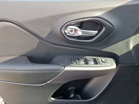 Certified 2022 Jeep Cherokee Latitude Lux image 14