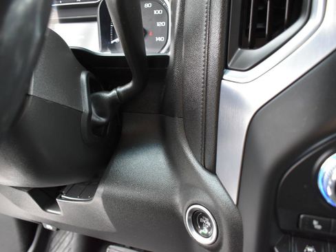 Used 2021 GMC Sierra 1500 SLT image 41