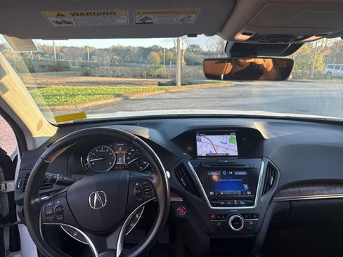Used 2017 Acura MDX SH-AWD w/ Advance Package image 11