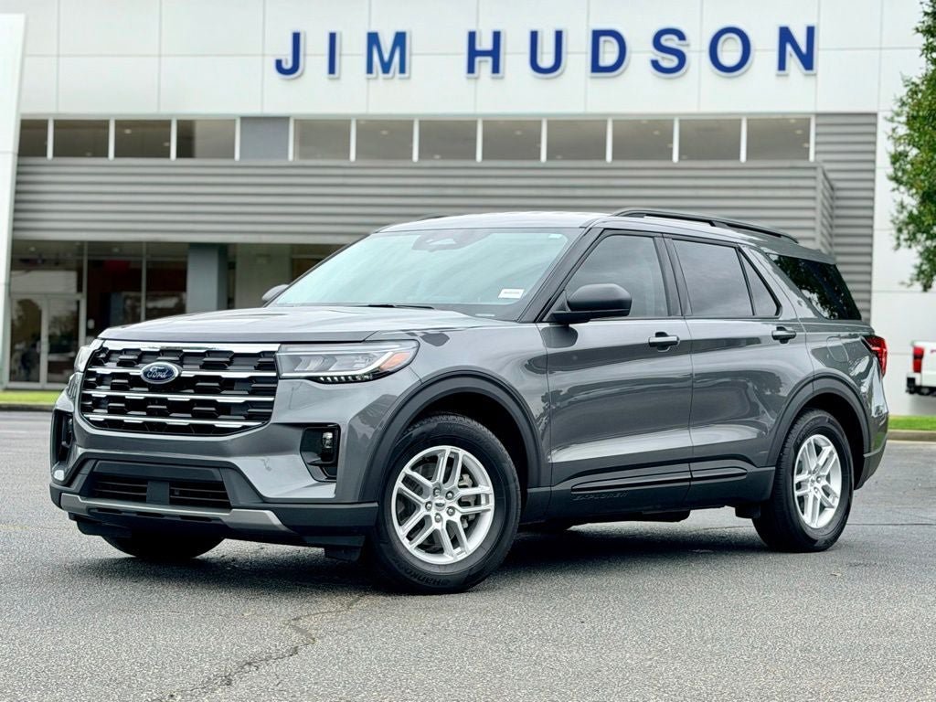 New 2026 Ford Explorer Active w/ Active Comfort Package RWD image 2