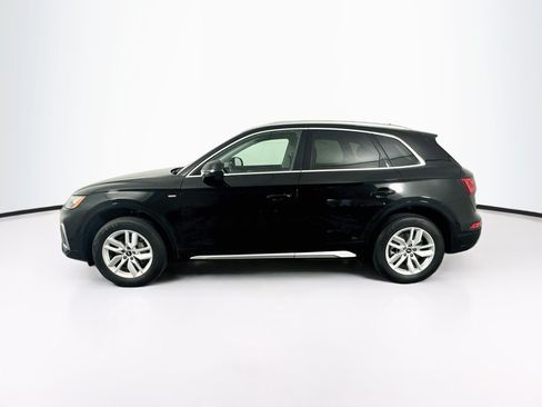 Used 2022 Audi Q5 2.0T Premium w/ Convenience Package AWD/4WD image 4