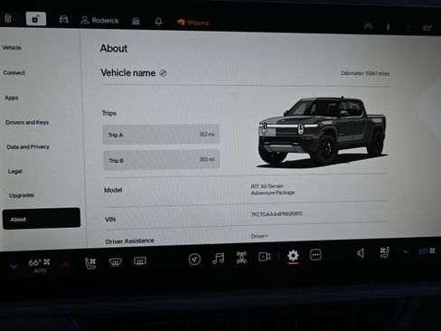 Used 2023 Rivian R1T Adventure image 36