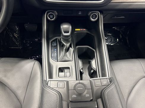 Used 2024 Toyota Grand Highlander AWD image 18