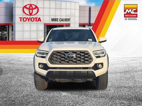 Used 2023 Toyota Tacoma TRD Off-Road AWD/4WD image 8