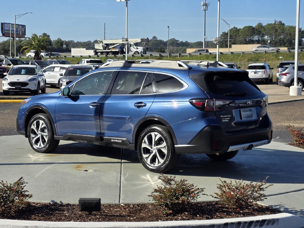 Used 2022 Subaru Outback Touring AWD/4WD image 4