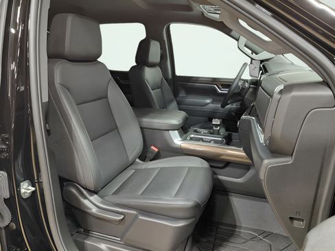 Certified 2024 Chevrolet Silverado 1500 RST w/ Convenience Package II AWD/4WD image 28