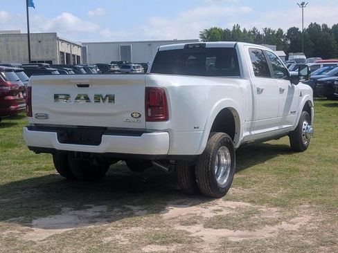 New 2026 RAM 3500 Limited AWD/4WD image 7