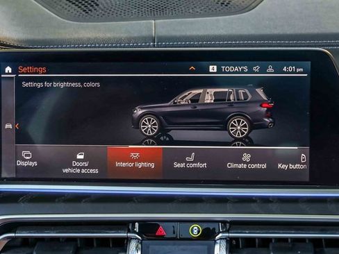 Used 2022 BMW X7 xDrive40i w/ M Sport Package image 10