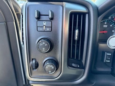 Used 2016 Chevrolet Silverado 2500 LT image 17