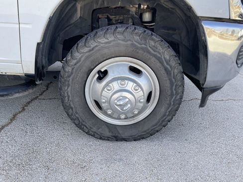 Used 2022 RAM 3500 Tradesman image 34