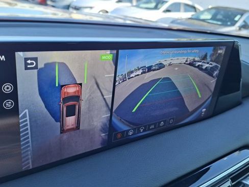 Certified 2025 Nissan Armada Platinum image 14