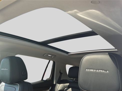 New 2026 GMC Terrain Denali AWD/4WD image 10