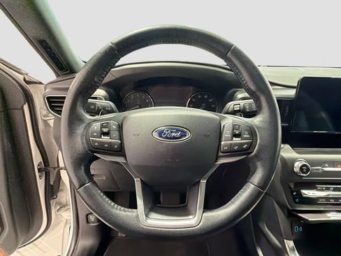 Used 2020 Ford Explorer Limited AWD/4WD image 10
