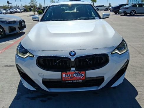 New 2026 BMW 230i Coupe w/ Premium Package RWD image 2