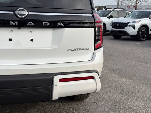 Used 2025 Nissan Armada Platinum AWD/4WD image 5