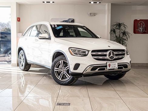 Used 2022 Mercedes-Benz GLC 300 4MATIC image 5