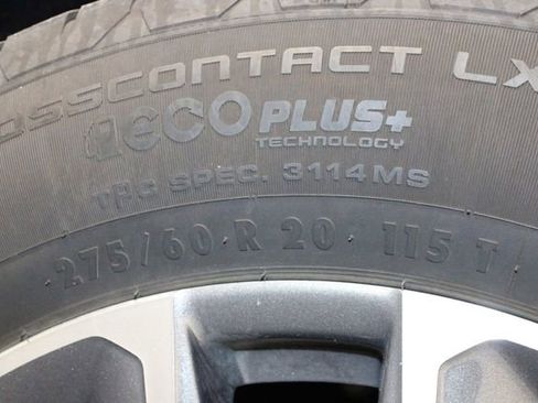 Used 2024 Chevrolet Tahoe LT w/ Luxury Package image 46