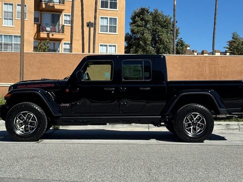 New 2026 Jeep Gladiator Rubicon image 7