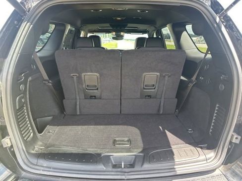 Used 2024 Dodge Durango R/T w/ Tow 'N Go Package AWD/4WD image 31