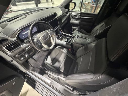 Used 2022 GMC Yukon XL Denali RWD image 19