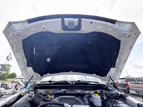 Used 2016 RAM 2500 Tradesman w/ Chrome Appearance Group image 39