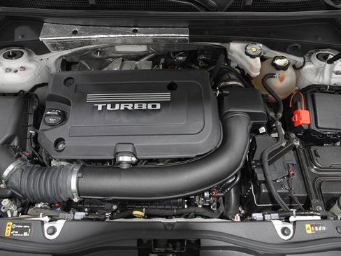 Used 2019 Cadillac XT4 Sport w/ Cold Weather Package image 22