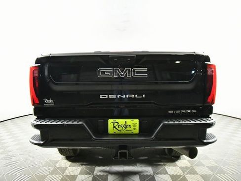 Used 2024 GMC Sierra 3500 Denali Ultimate image 12
