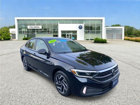 Certified 2022 Volkswagen Jetta SEL FWD image 7